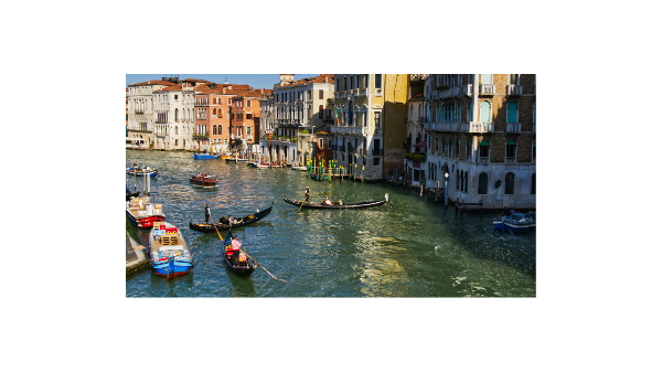 GRAND CANAL BOAT TOUR WITH CICCHETTI & WINE TASTING